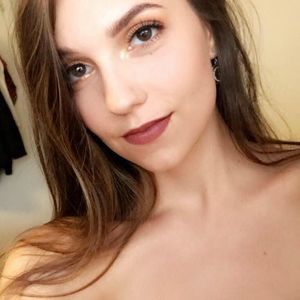 Meet your Posher, Shania